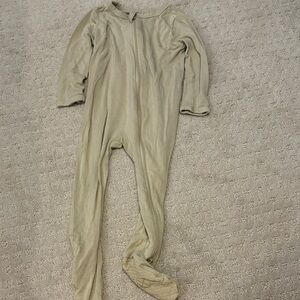 Kyte Onesie with Zipper size 6-12mo
